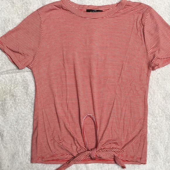 Striped red shirt - Picture 1 of 3